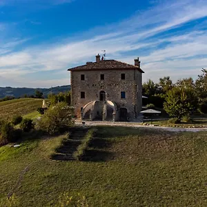 Villa Palazzo Serre - Natura & Piscina, San Leo